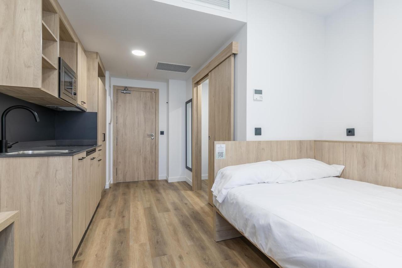 Micampus Xaudaro Student Residence Madrid Exterior foto