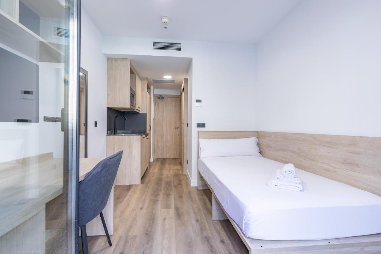 Micampus Xaudaro Student Residence Madrid Exterior foto
