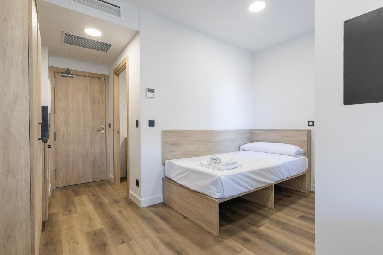 Micampus Xaudaro Student Residence Madrid Exterior foto