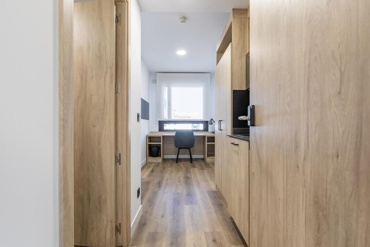 Micampus Xaudaro Student Residence Madrid Exterior foto